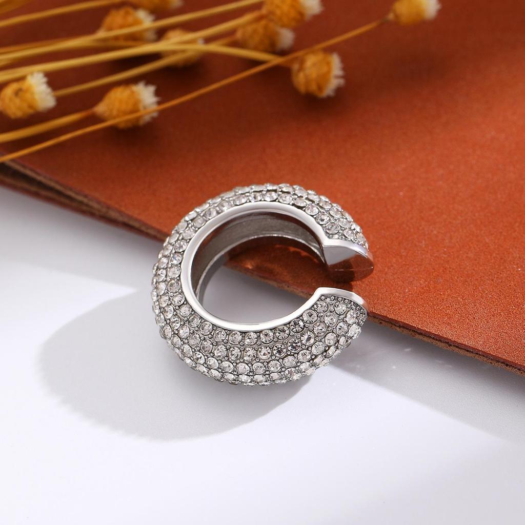 Retro Fashion C-Shaped Bling Ear Clips with Colored Diamonds - Trendy No-Pierce Earrings