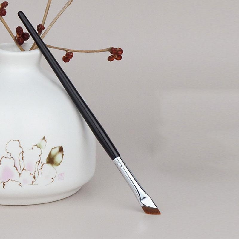 2Pcs Sickle Eyeliner Brush Knife Edge Makeup Brush Ultra Thin Fine Oblique Angle Flat Head Eyebrow Brush Profession Makeup Tool