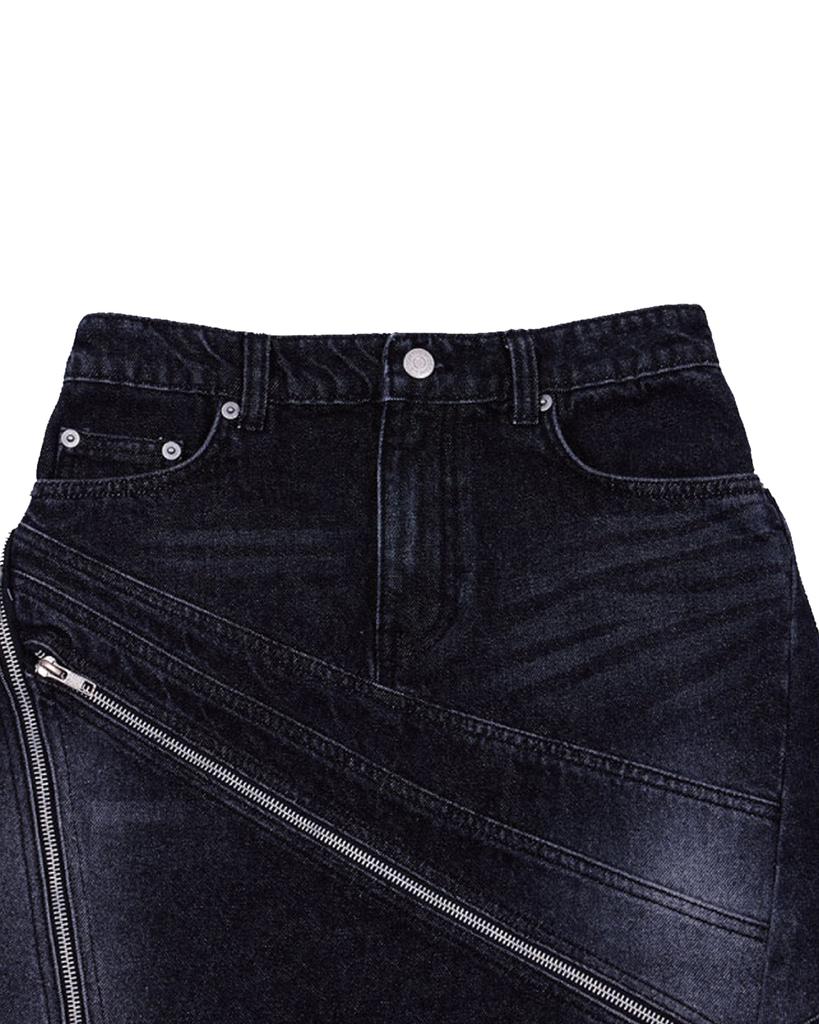 The Museum Visitor Diagonal Zipper Detailed Washed Denim Skirt (Black)