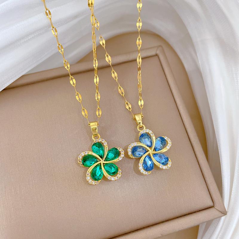 Rotating Flower Full Diamond Fashion Light Luxury Temperament Gorgeous Full Diamond Necklace Female Versatile Collarbone Chain Titanium Steel