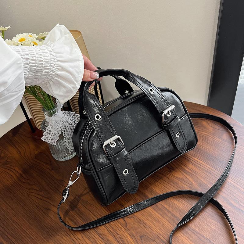Spring Trend New Fashion Retro Solid Color Portable Small Square Bag Niche Design Shoulder Crossbody Women's Bag