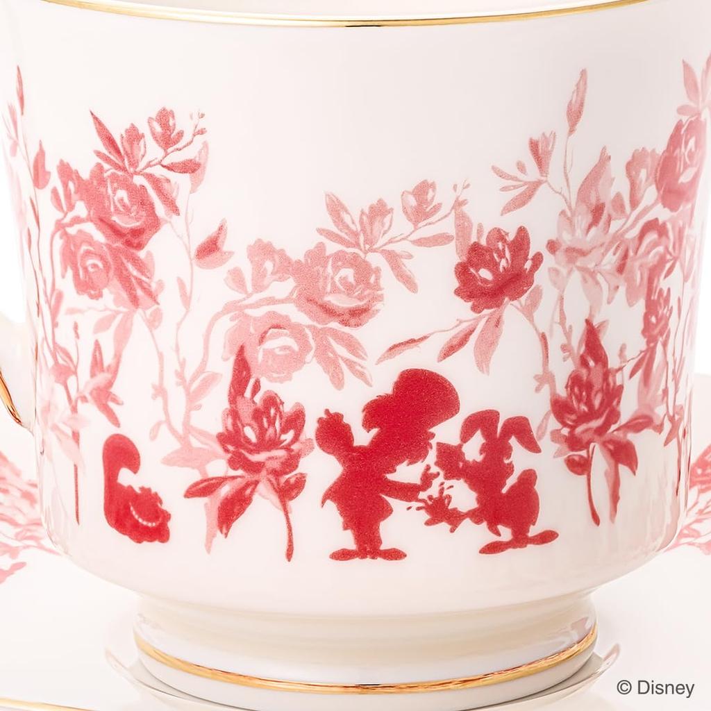 Disney in Pair of Porcelain Cups and Saucers in a Special Official Disney Alice in Wonderland Popular Perfect [Keiuno] "Alice Wonderland" Box.