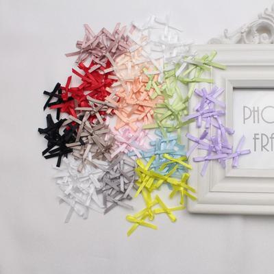 Mini 0,3cm polyesterová mašlička pro spodní prádlo, šortky a ponožky