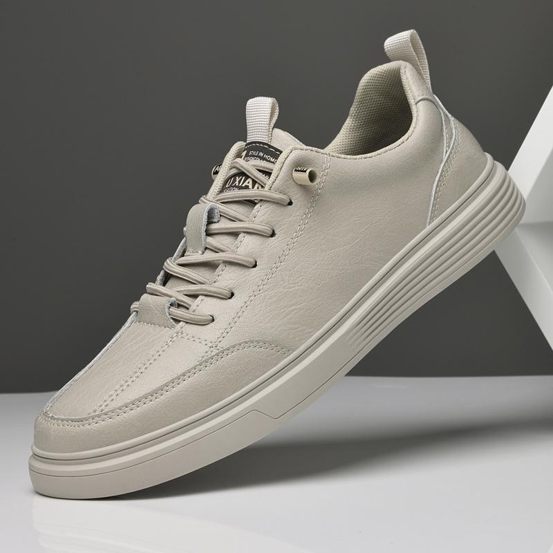 Men's shoes 2025 summer new men's leather surface waterproof casual shoes soft sole retro fashion non-slip wear-resistant board shoes tide
