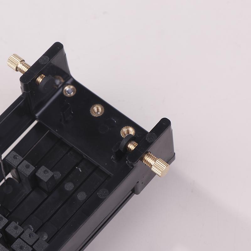 Pomocnik do akordów gitarowych Jednotaktowy dociskacz akordów Trener akordów gitarowych Pomoc treningowa Trener System wspomaganego uczenia Dla początkujących
