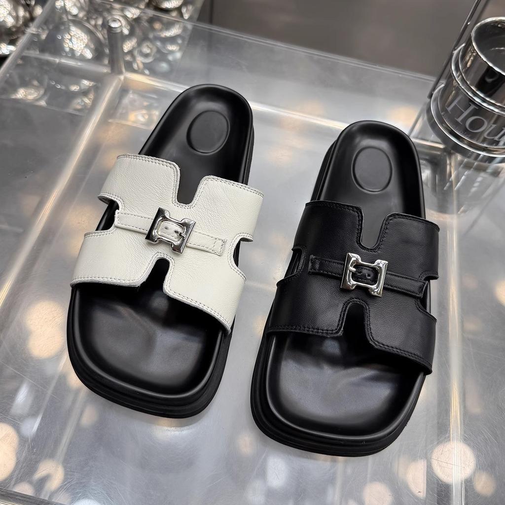 Soft-soled Comfortable, Fashionable and Versatile One-word Cool Slippers 2025 Summer New Soft Leather Simple Outer Wear Open-toed Sandal Holder