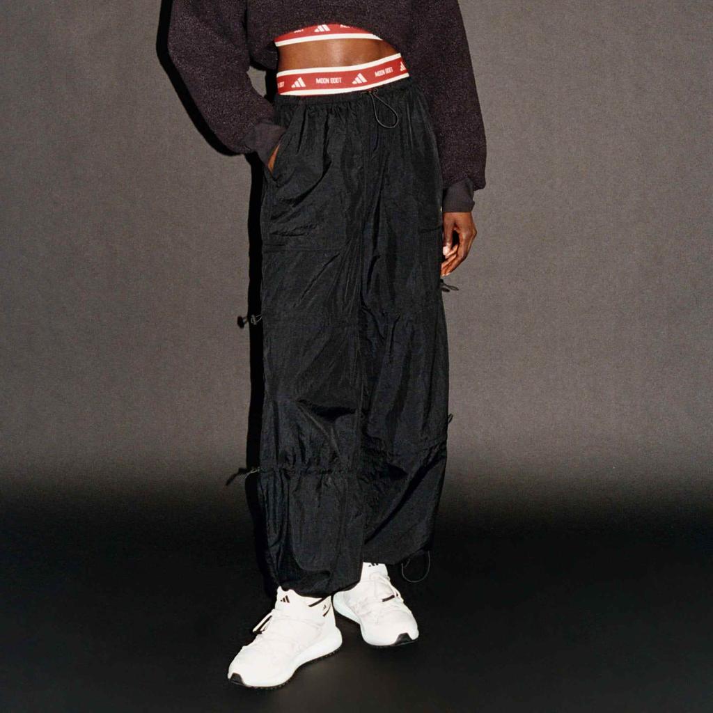 Adidas X Moon Boot Collaboration FW24 Parachute Joggers Loose Fit Comfortable Casual Pants Women Joggers Black IY8046