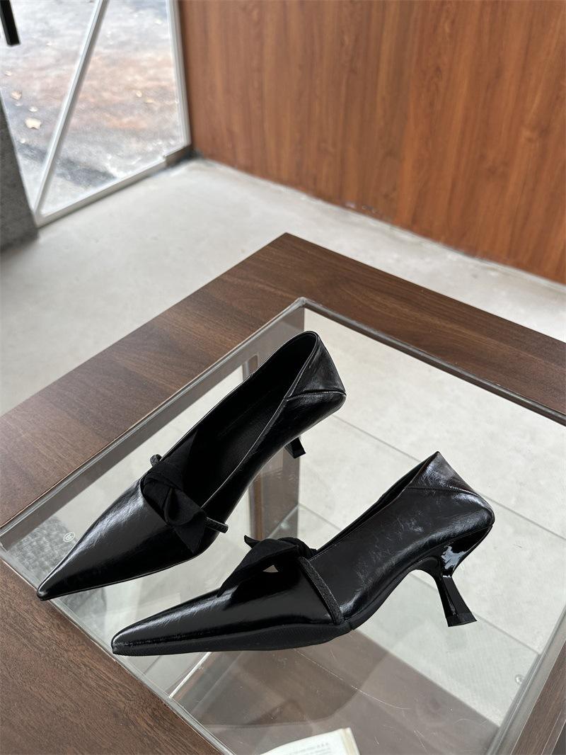 

Туфли на высоком каблуке с острым носком, удобные туфли на высоком каблуке, сандалии-слипоны, женские туфли-лодочки на шнуровке, сексуальные, 2024, с мелким вырезом, классический стиль S 40 чёрный