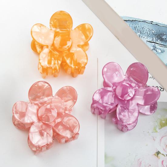 Hair Claw Flower Shape Back Head Shower Clip Lightweight Medium Size Shark Hair Claw Versatile Hair Accessory