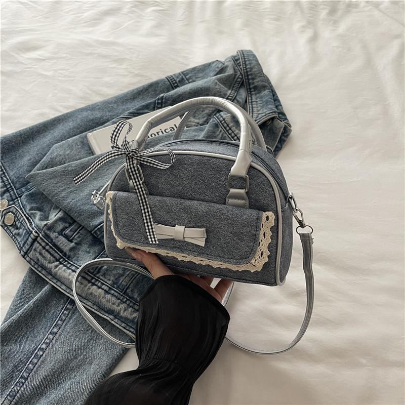 

Премиальная женская сумка через плечо, новая нишевая дизайнерская модель для осени и зимы, универсальная для通勤, износостойкая сумка-мессенджер синий