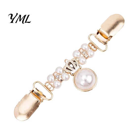 Pearl Embellished Dress Clip Vintage Sweater Clips for Women Girls, Retro Faux Pearl/Floral Cardigan Clips, Elegant Collar No Sew Waist Adjuster