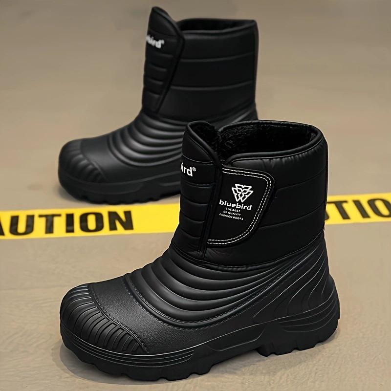 

Winter snow boot for men at minus degrees Celsius with thick soles and plush insulation and thick cotton shoes for external wear 44