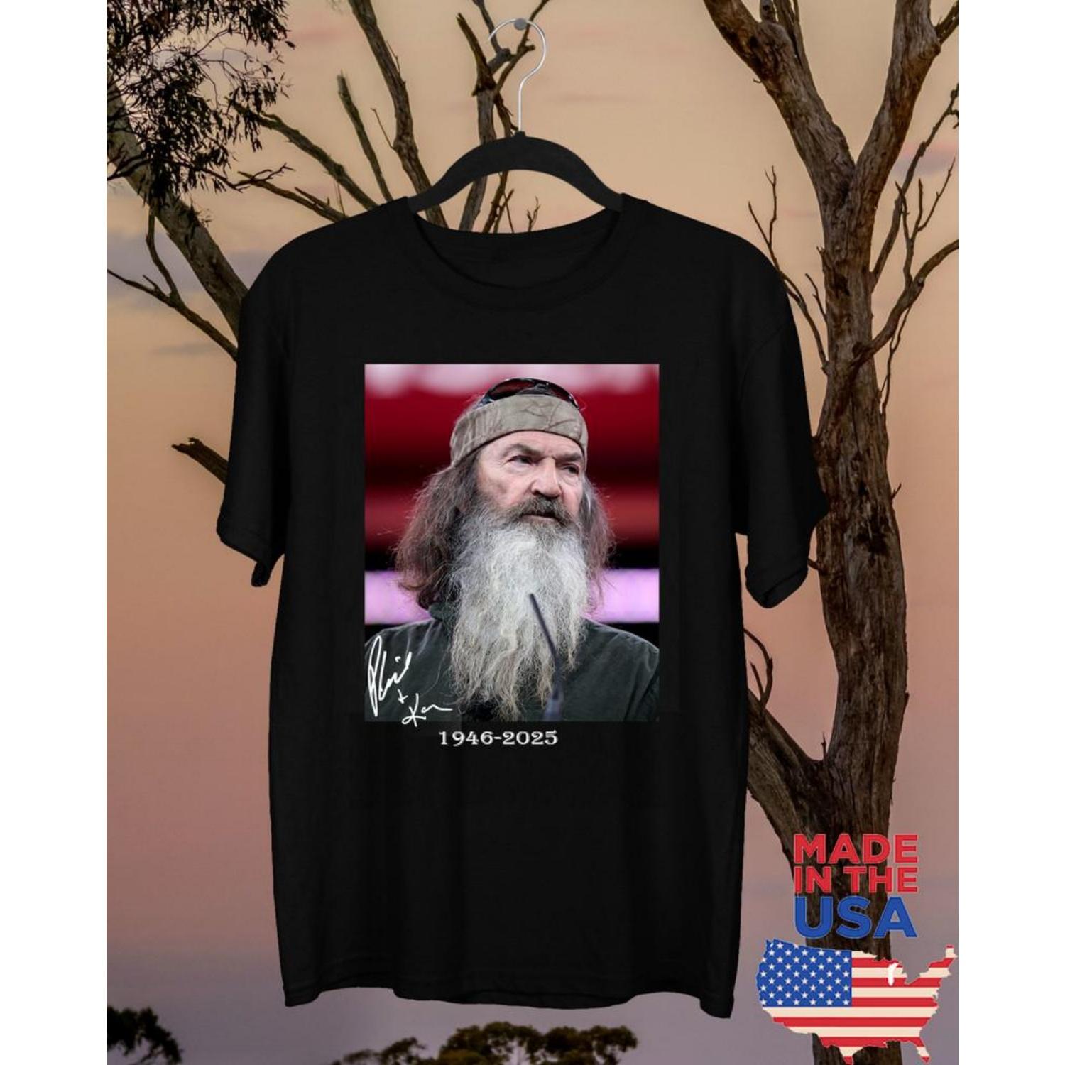 

Phil Robertson REST IN PEACE 1946-2025 T Shirt Full Size S-5XL Unisex T-Shirt XXXXXL чорний