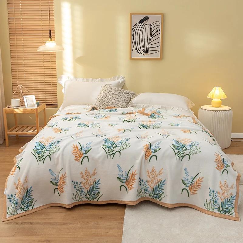 White Floral Throw Blanket Luxury Warm Fuzzy Soft Cozy Flannel Blanket for Home Sofa Couch Chair Decorative Bedroom Bed Blankets