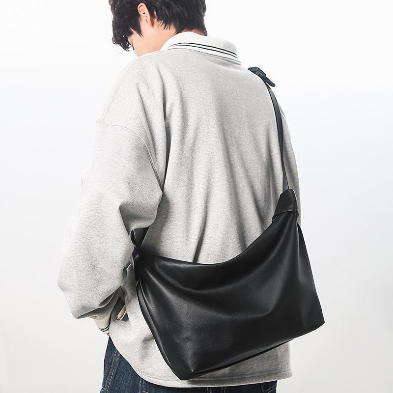 Simple soft-faced men's and women's bags, new retro fashion trendy large-capacity solid-color shoulder messenger bags