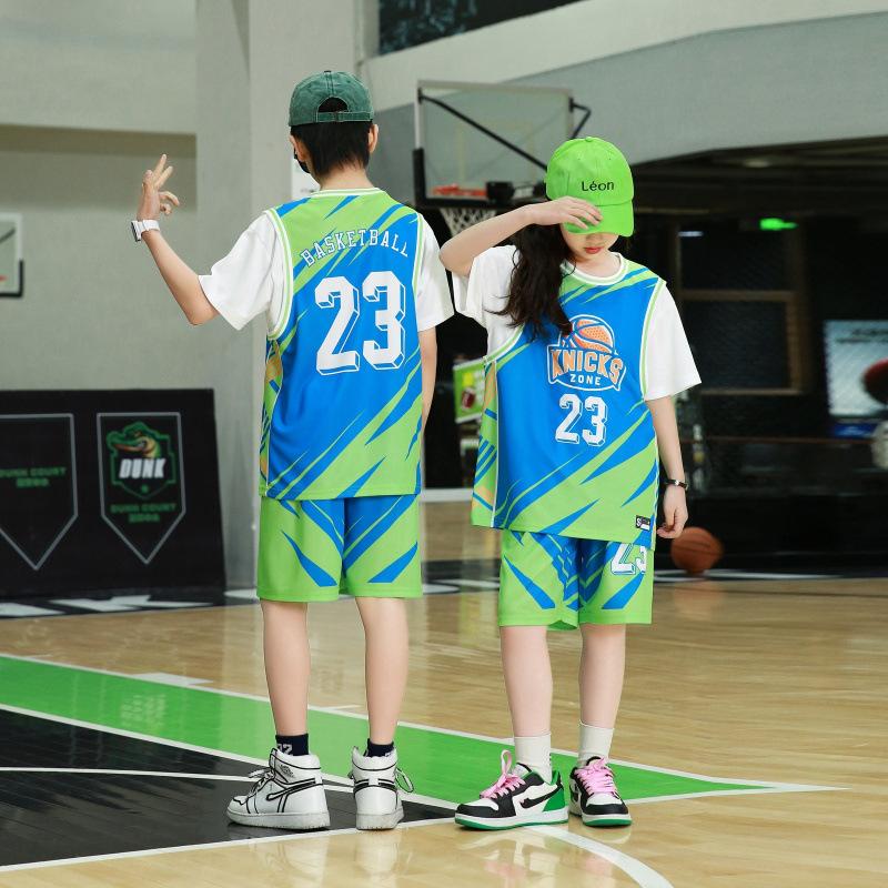 

Children s basketball suit summer men s and women s fake two No. 23 jersey short-sleeved training performance suit group buying 30 yards зелений