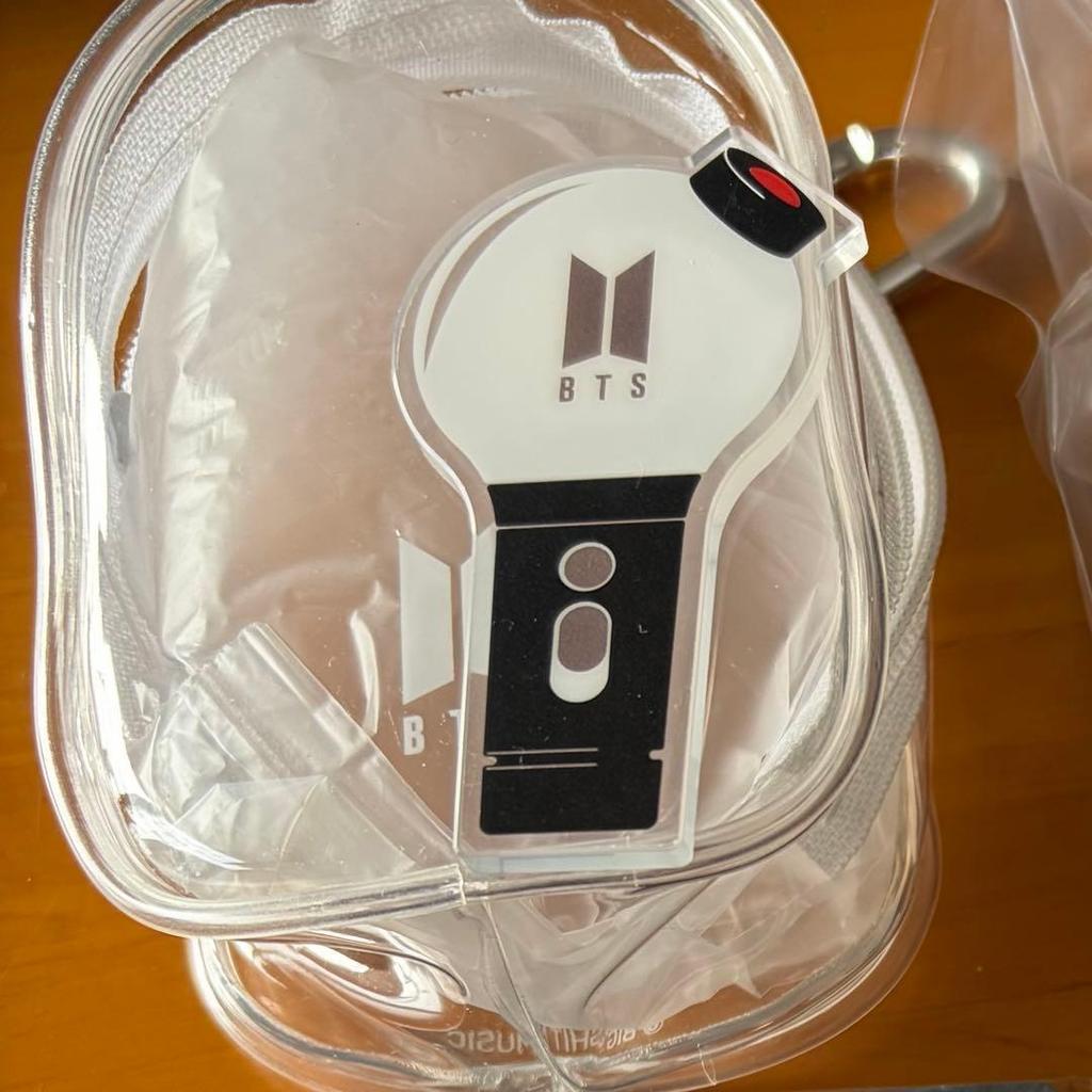 [USED] BTS ARMY MEMBERSHIP GIFT V6 PVC Pouch Army Bomb