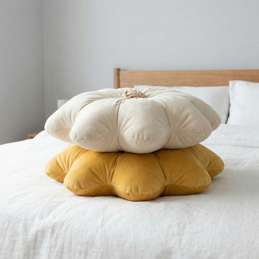 Soft Sunflower Throw Pillow Comfortable Bedroom Pillow Modern Floral Shape Cushion  Couch Accessory