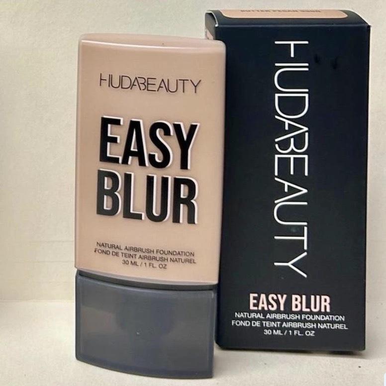 Huda Beauty Натуральная увлажняющая тональная основа с эффектом мягкого фокуса Natural Air-Feel 30 мл Model 120