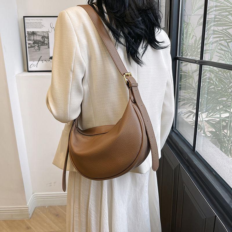 2025 Versatile Korean Style Women's Dumpling Crossbody Shoulder Bag