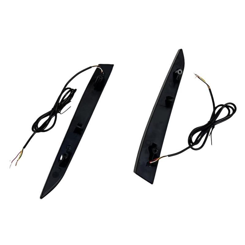 Adatto a Hyundai Accent 17-19: Kit Luci LED Paraurti Posteriore con Luci Diurne, Freno e Indicatori di Direzione Sequenziali