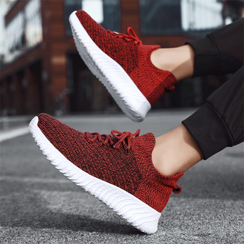 Large Size Fashionable Breathable Lightweight Sports Flying Mesh Shoes Outdoor Hiking Shoes Socks Shoes Sports Casual Men's Shoes