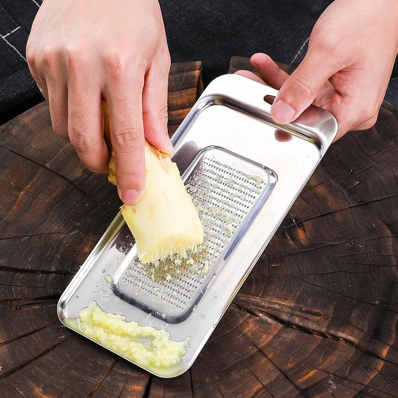 Grattugia Zenzero Grattugia Wasabi Tritatutto Acciaio Inossidabile Macina Aglio Cucina Frutta Radici Verdure Strumento per Grattugiare Zenzero