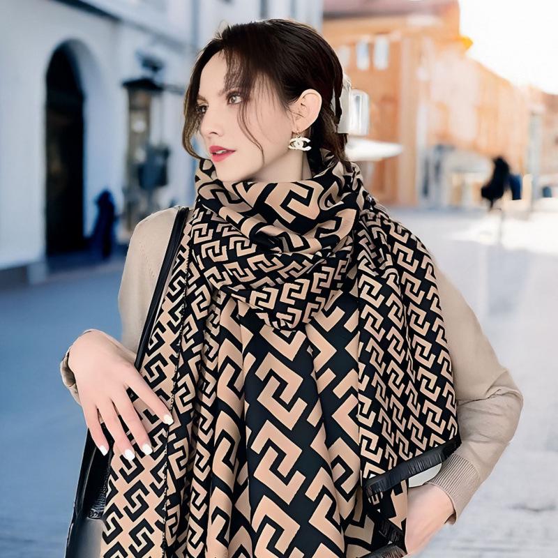 2025 High-End Women's Korean Style Versatile Shawl: Double-Sided, Warm, Imitation Cashmere Scarf with Old Flower Design for Autumn/Winter.