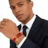 Neues Herren-Doppellagen-Nylonseilarmband in spanischen Flaggenfarben Minimalistisches Karabinerarmband für Business-Casual-Kleidung 7 Farben