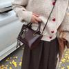 Simple and fashionable handbag 2025 winter new retro texture bucket bag solid color shoulder messenger bag