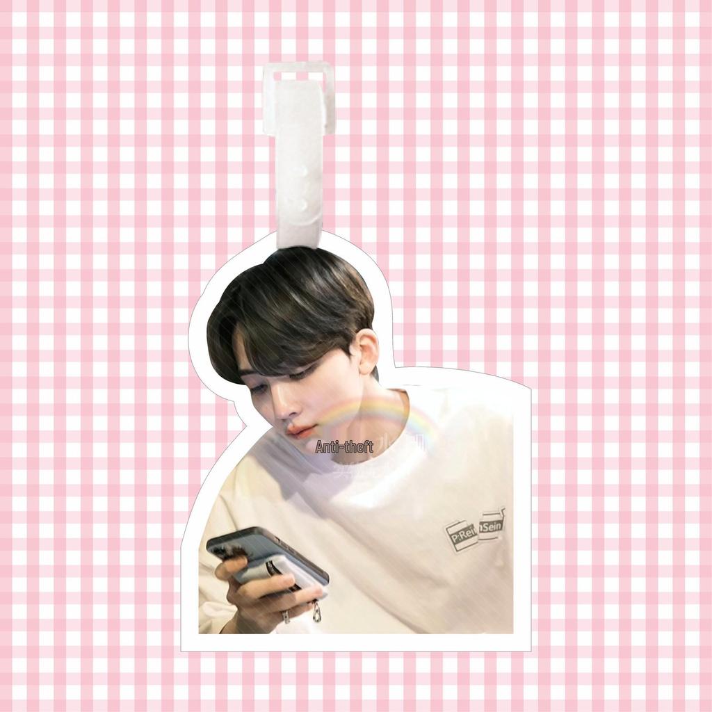 Yoon Jeonghan Seventeen Luggage Tag Keychain Ornament
