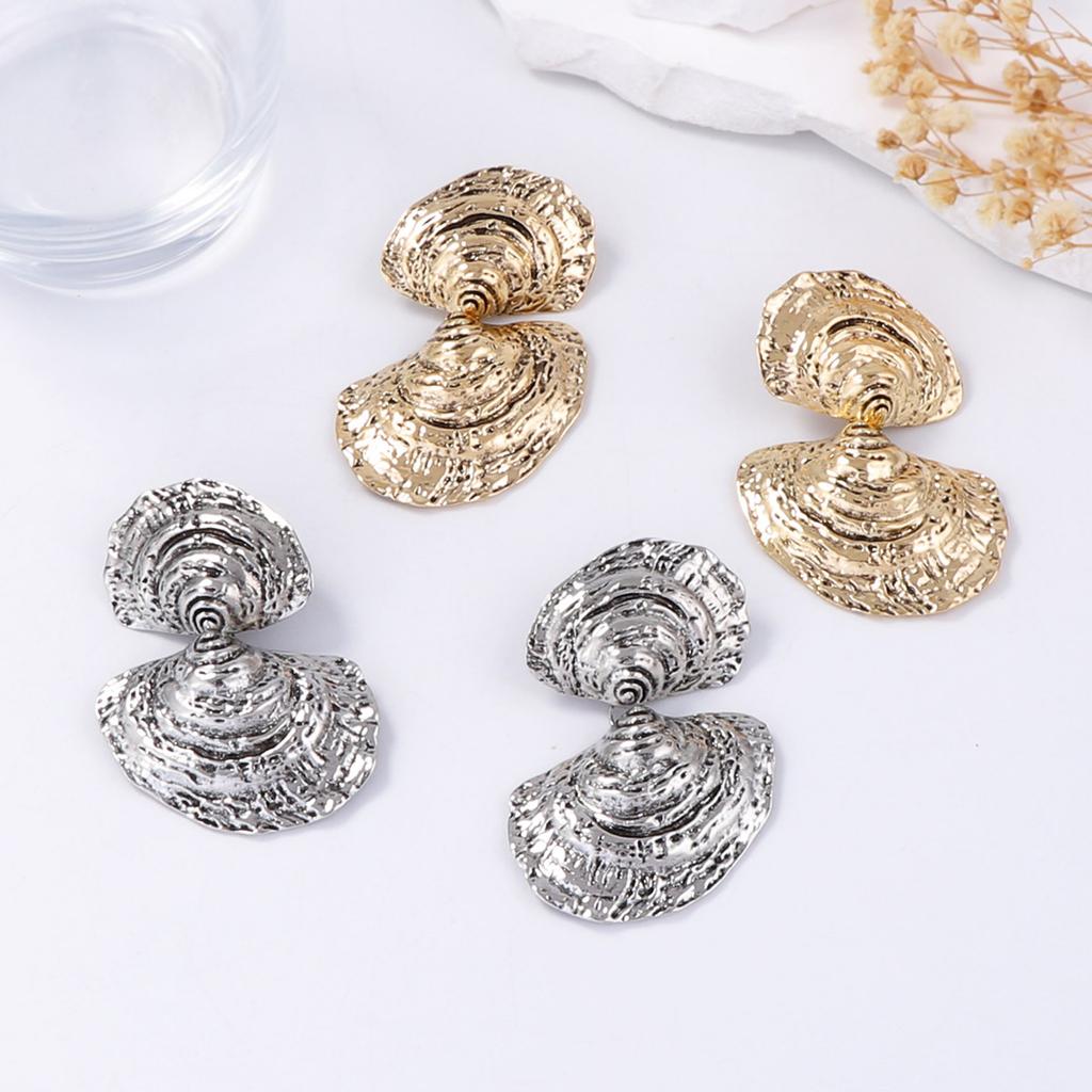 Personalized retro trend, light luxury style, design sense, alloy double shell-shaped earrings, beach vacation accessories