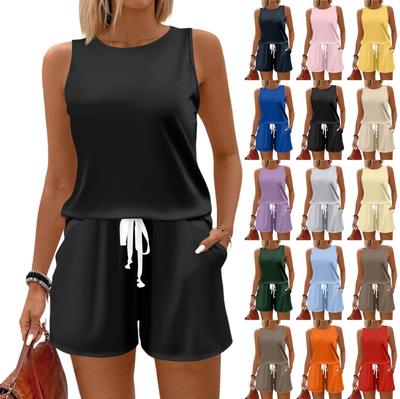 Set de vară pentru femei: Vestă colorată, Top fără mâneci și Pantaloni scurți