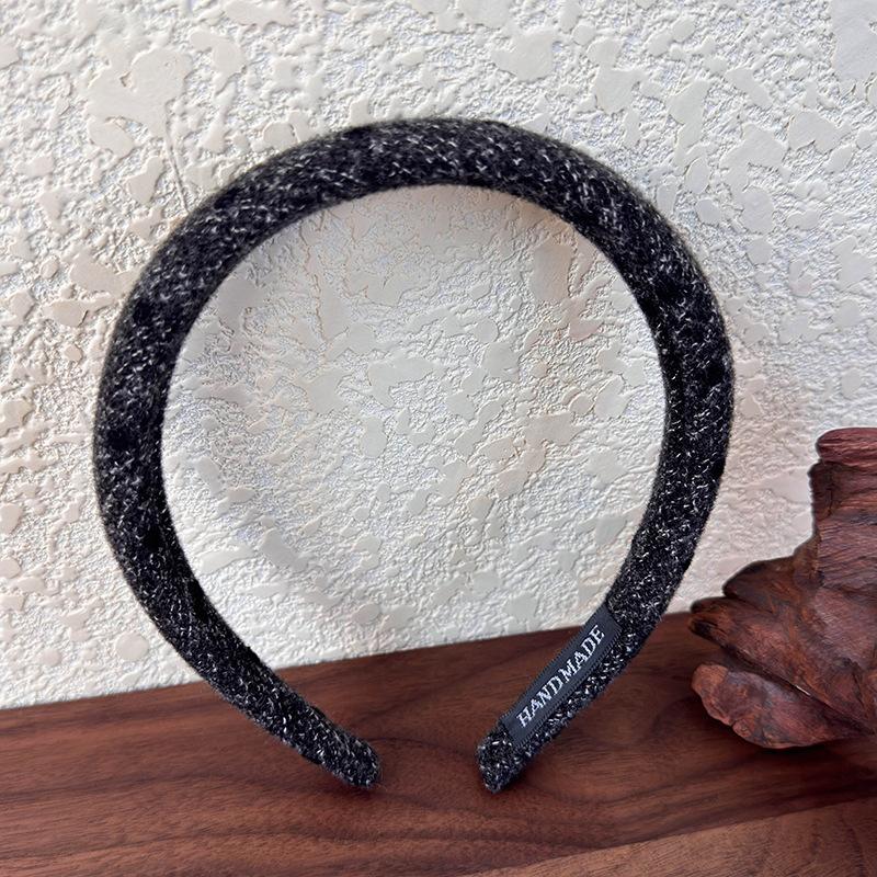 

Ретро Плюшевая Повязка на Голову в Горошек для Женщины Девушки Сладкая Простая Заколка для Волос Губка Резинка для Волос Осень Зима Модные Аксессуары для Волос Новинка