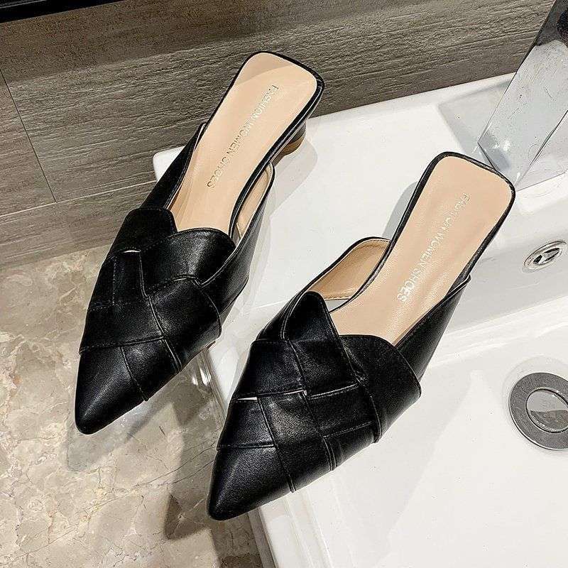 Verão novo saco cabeça meio chinelos ocos tecidos moda roupa exterior pontiagudo salto grosso salto baixo simples menina chinelos legais