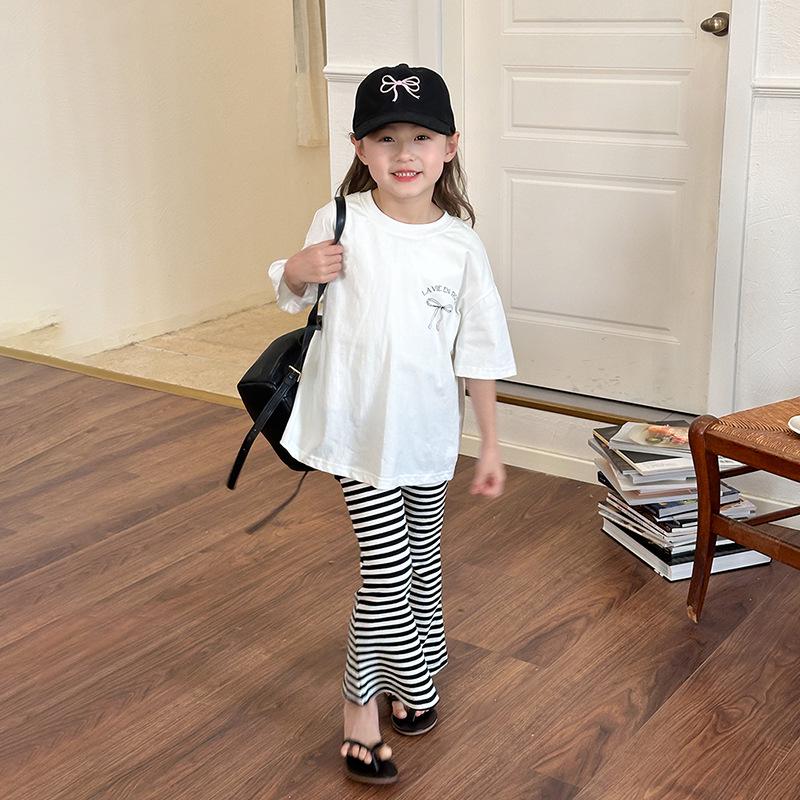 

Летнее платье-футболка в корейском стиле для девочек с бантом – короткий рукав, свободный крой, средний размер 140 cm