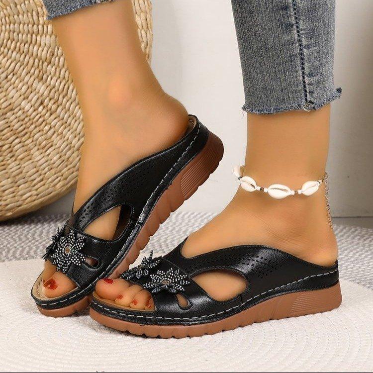 

Fashion 2025 Brand Ladies Shoes Open Toe Women s Slippers Fashion Outdoor Casual New Crystal Floral Plus Size Comfortable Flat Slippers 36 чёрный