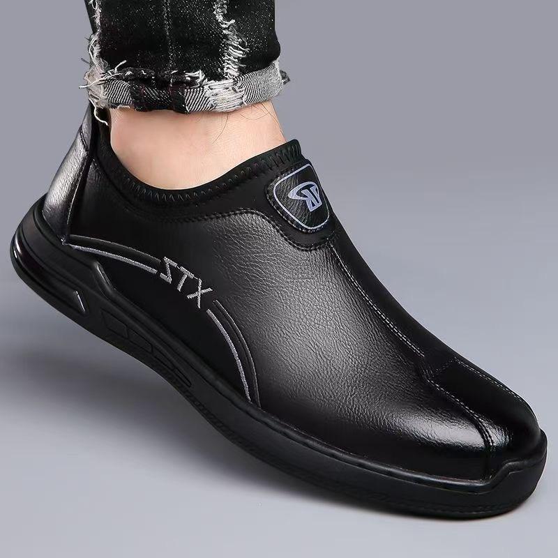 Herrenschuhe Frühling Freizeitschuhe Business Herren Lederschuhe Mittel und Alt Weiche Sohlen Ein Pedal Slipper Dad Shoes
