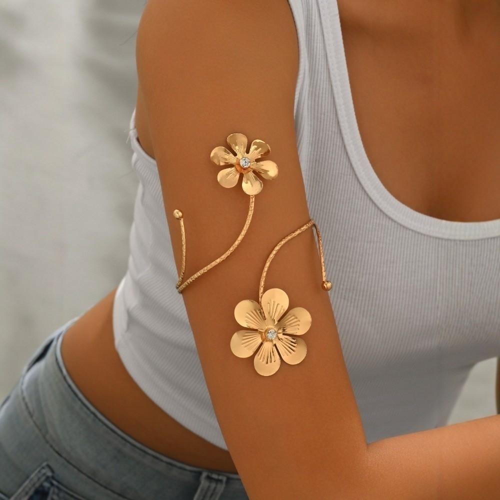 Adjustable Flower Bracelet Floral Armband Exquisite Open Arm Bangle Hand Jewelry
