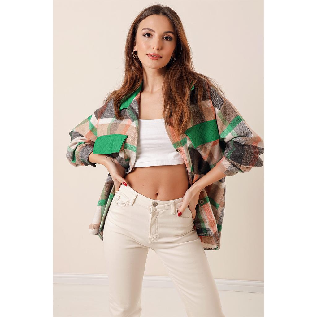 Cămașă oversize Lumberjack cu buzunar de geantă și garnitură