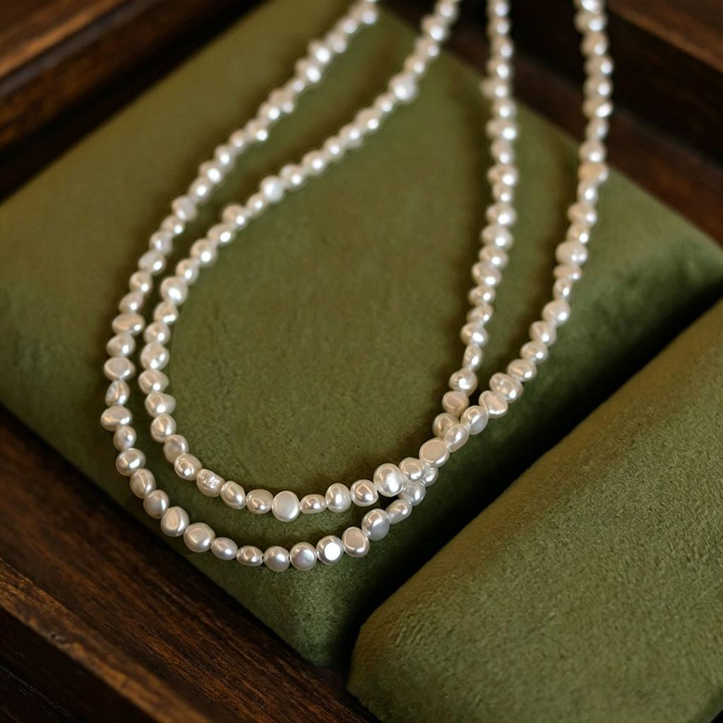 Simple natural freshwater baroque small pearl necklace female ins American 11K gold light luxury high-end clavicle chain