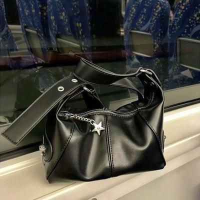 Niche Design Cool Drag Hot Girl Underarm Locomotive Bag Women's New Retro Shoulder Bag Portable Dumpling Bag
