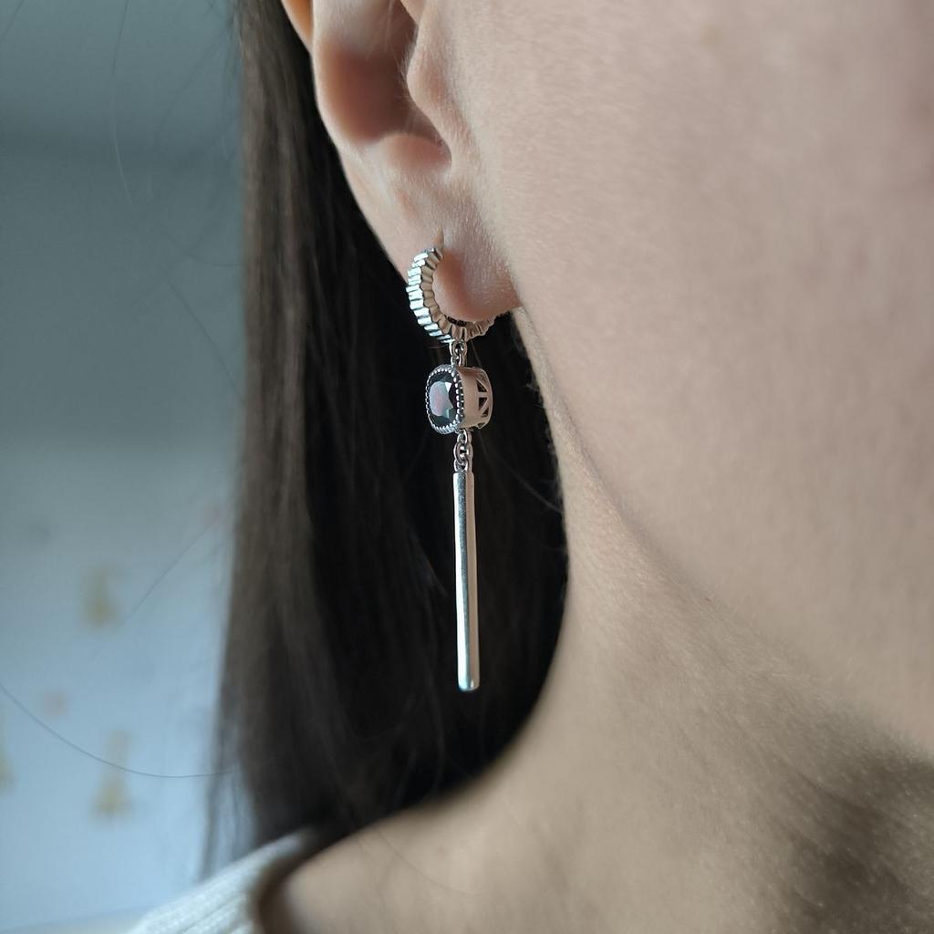 Серебряные серьги с натуральным гранатом 2.425ct (2195535)