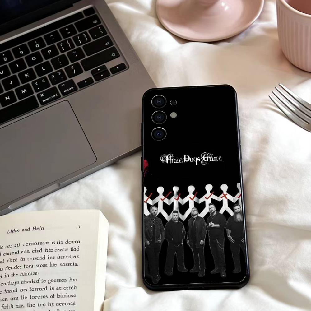 T-Three Days G-Grace Phone Case For Samsung S25,24,23,22,30,21,10,9,Ultra,Plus,Lite,FE,4,5 G Soft Black Case