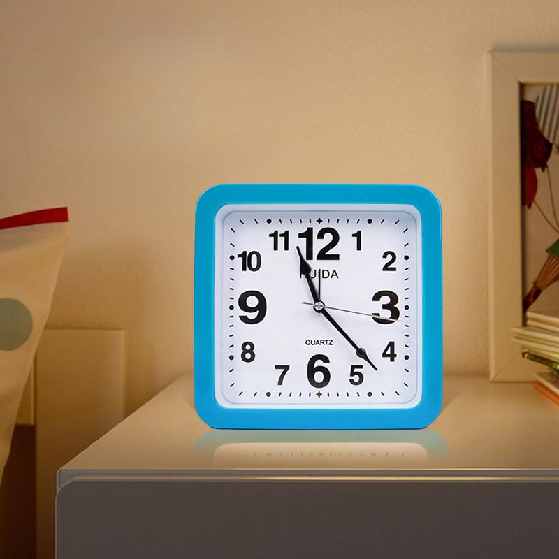 Gift Creative Ornaments Personalized Clock Desktop Clock Living Room Desktop Clock Modern Simple Seat Clock Digital Alarm Clock