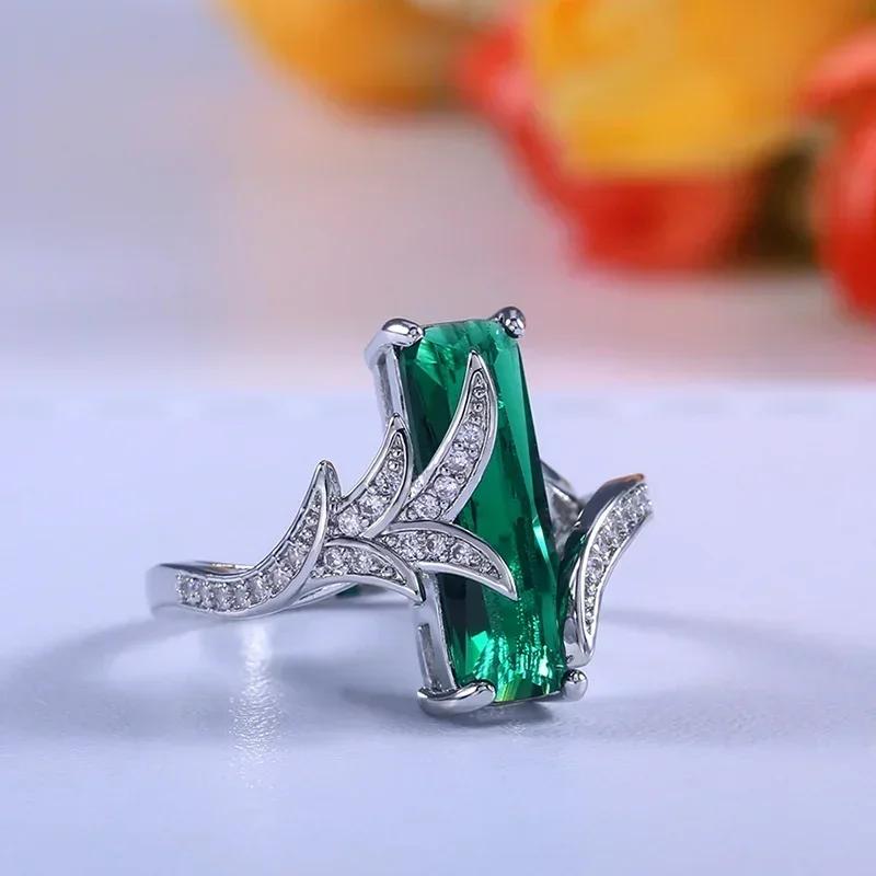 Huitan Luxury Women'S Ring Multicolored Rectangular Cubic Zirconia Chic Wedding Engagement Band Fashion Jewelry Green Colors