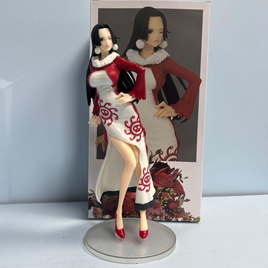 One Piece Figures: Boa Hancock Cheongsam Anime Models & Ornaments.