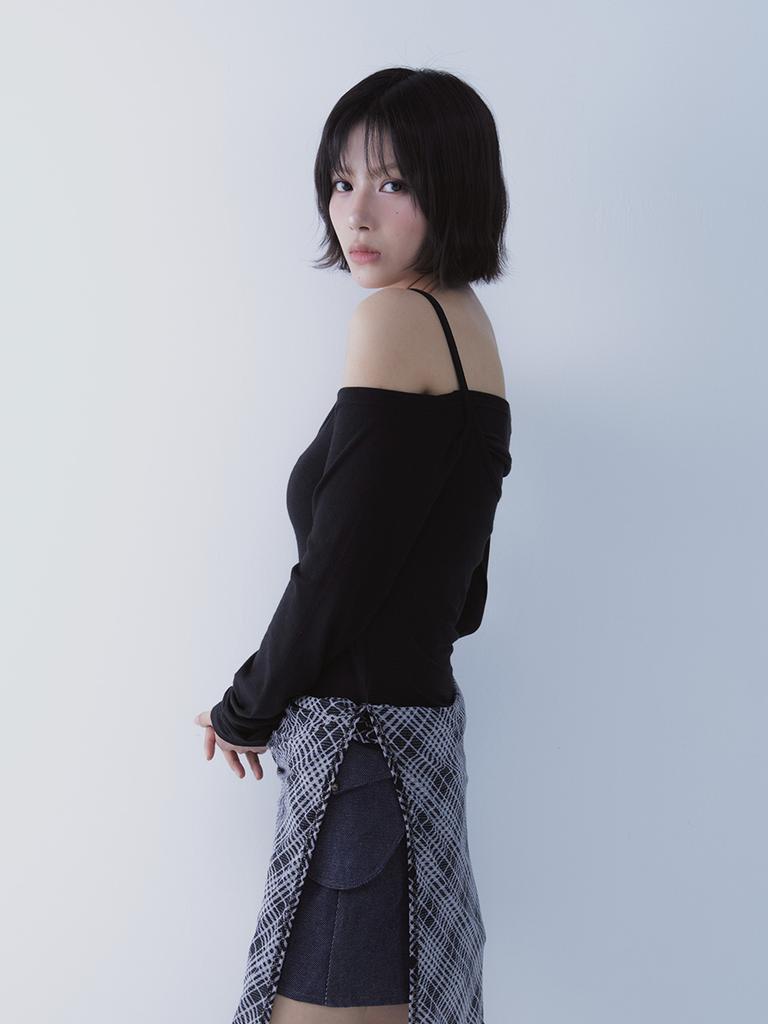 SETSETSET Transform Layered Tee (Black)