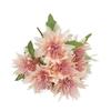 Decoração de casa – Flores e coroas artificiais