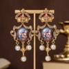 Mittelalterlicher Vintage-Hofstil Ölgemälde Perlenohrringe Temperament Hohes Gefühl Ohrringe Elegante mittelalterliche Ohrstecker Damen